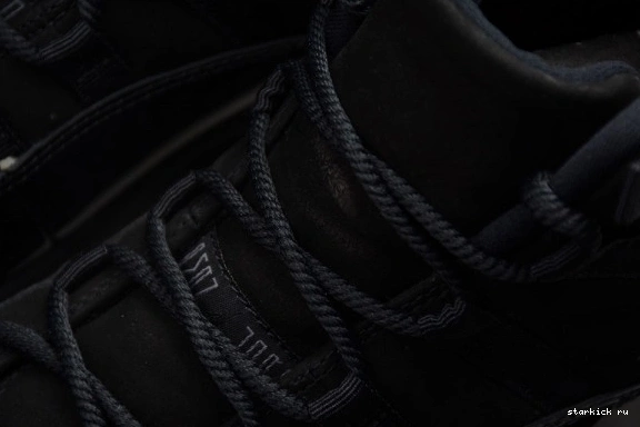 Cap 378037-005 and Gown Retro  378037-005 Jordan 11 0821